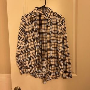 Womens flannel top!